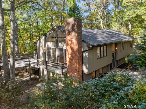 Photo of 34 Dorethy Road, Redding, CT 06896 (MLS # 24215319)
