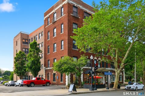 Condo For Sale - 881 Lafayette Boulevard #5H<br/> Bridgeport, CT 06604