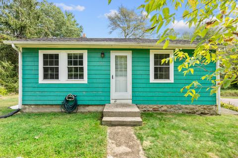 352 Pendleton Hill Road North Stonington CT 06359