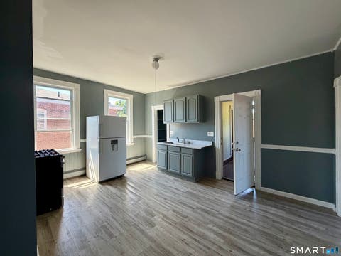 Tiny photo for 179-181 Babcock Street #3, Hartford, CT 06106 (MLS # 24200742)