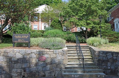 A home in New Canaan