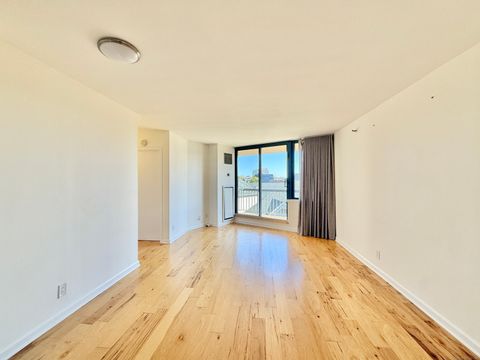 Tiny photo for 25 Forest Street #8C, Stamford, CT 06901 (MLS # 24127858)