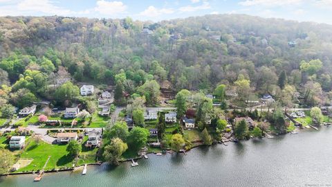 256 State Route 39 New Fairfield CT 06812