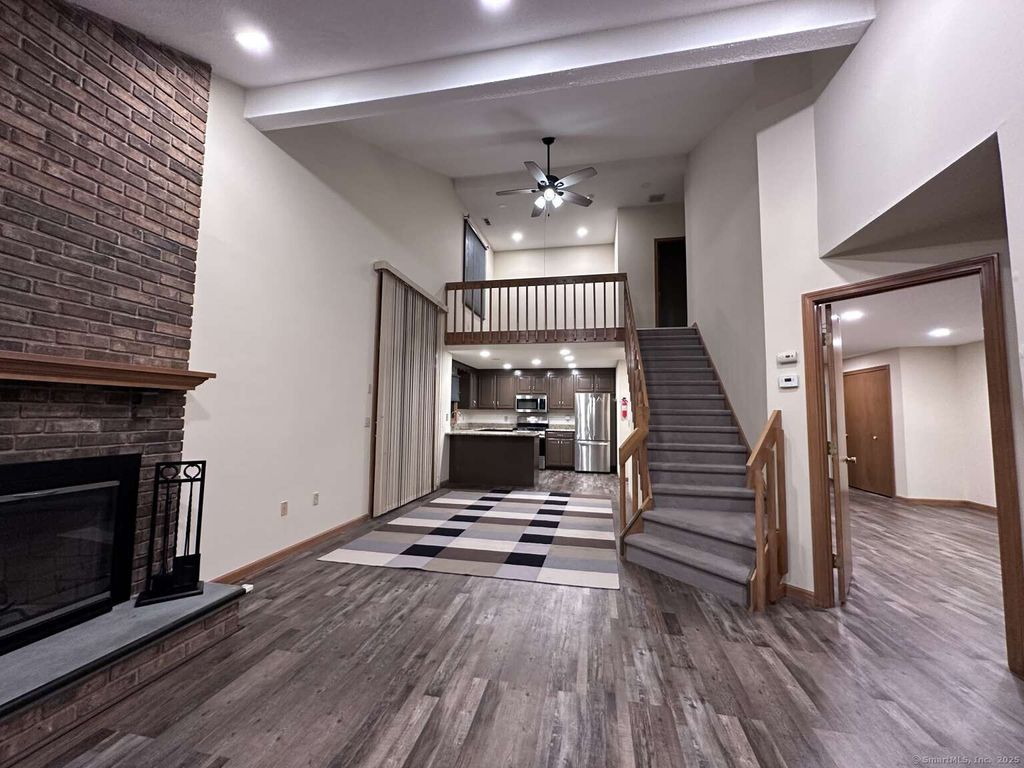 Photo of 21 Ivy Lane #21, South Windsor, CT 06074 (MLS # 24136006)