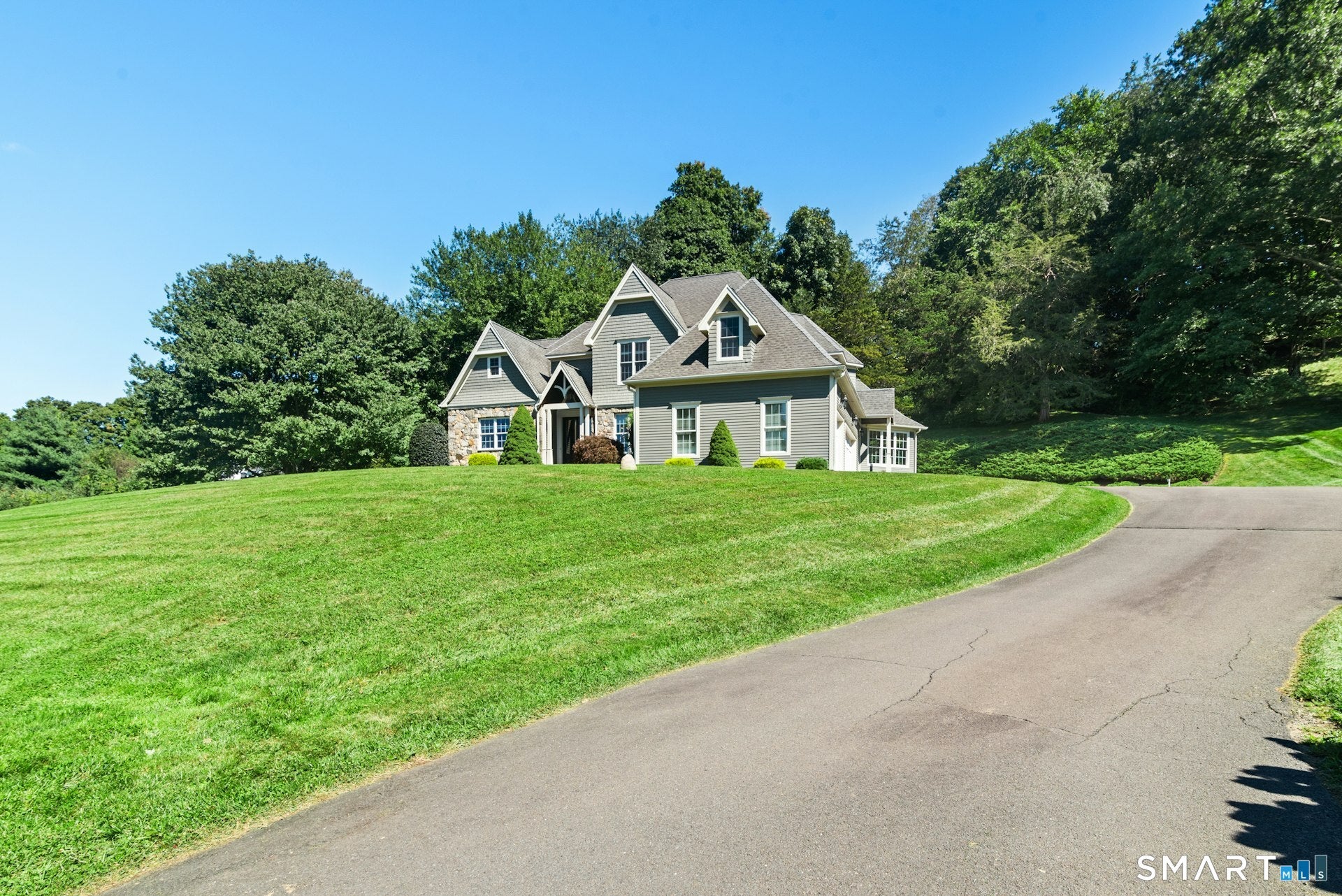 5 Wentworth Drive