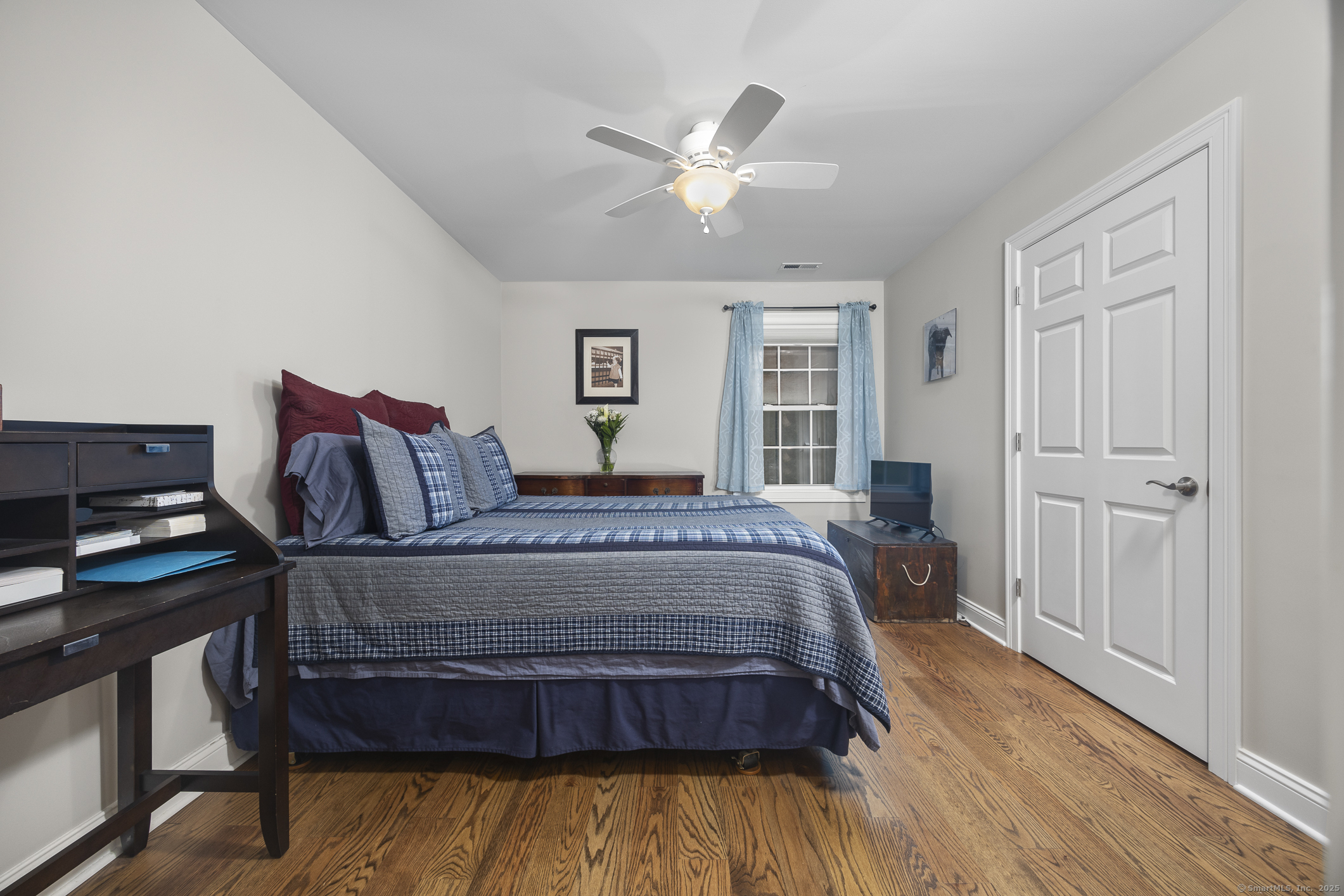 Bethel, Connecticut 06801, United States, 5 Bedrooms Bedrooms, ,3 BathroomsBathrooms,Residential,Pending,227264