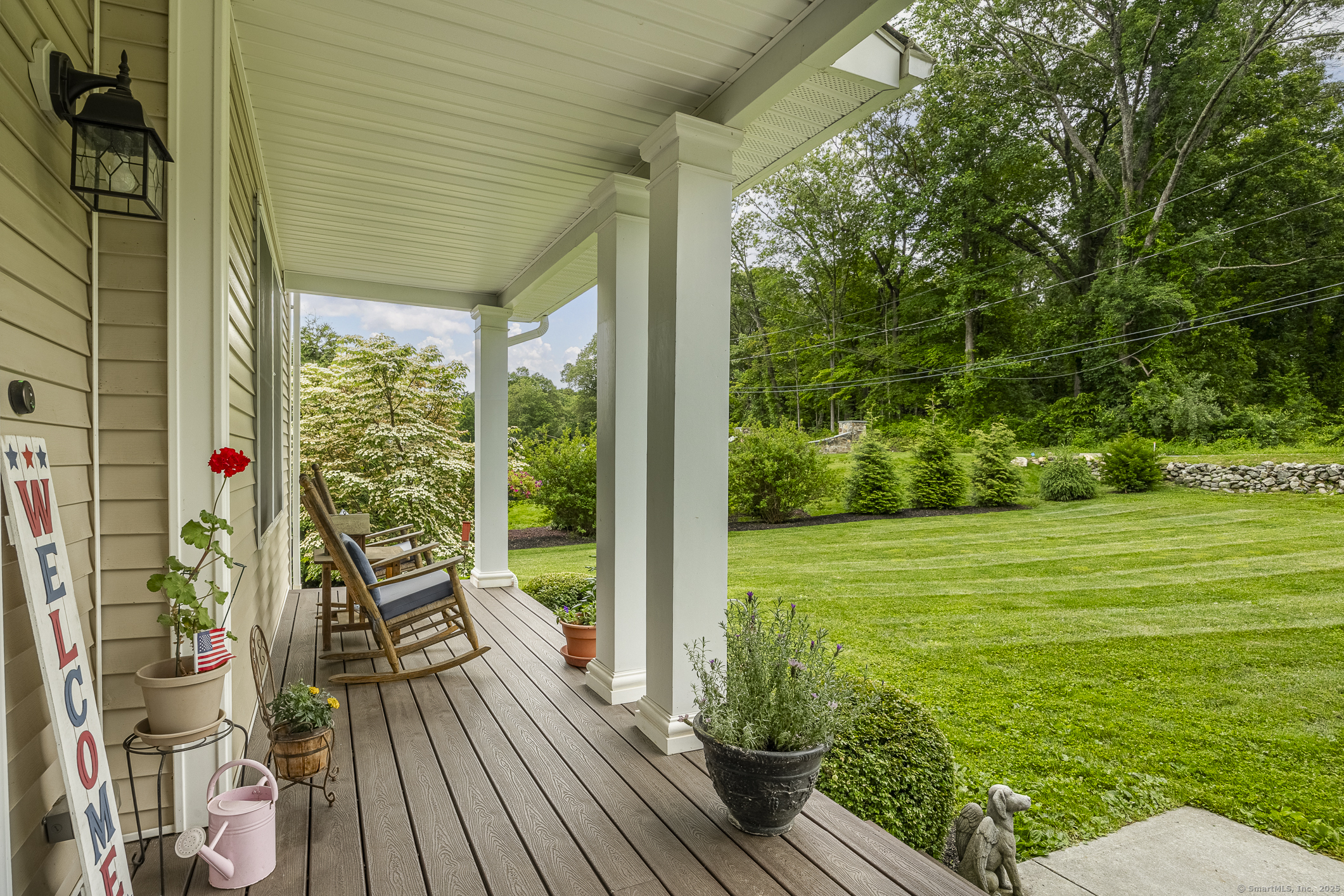 Bethel, Connecticut 06801, United States, 5 Bedrooms Bedrooms, ,3 BathroomsBathrooms,Residential,Pending,227264