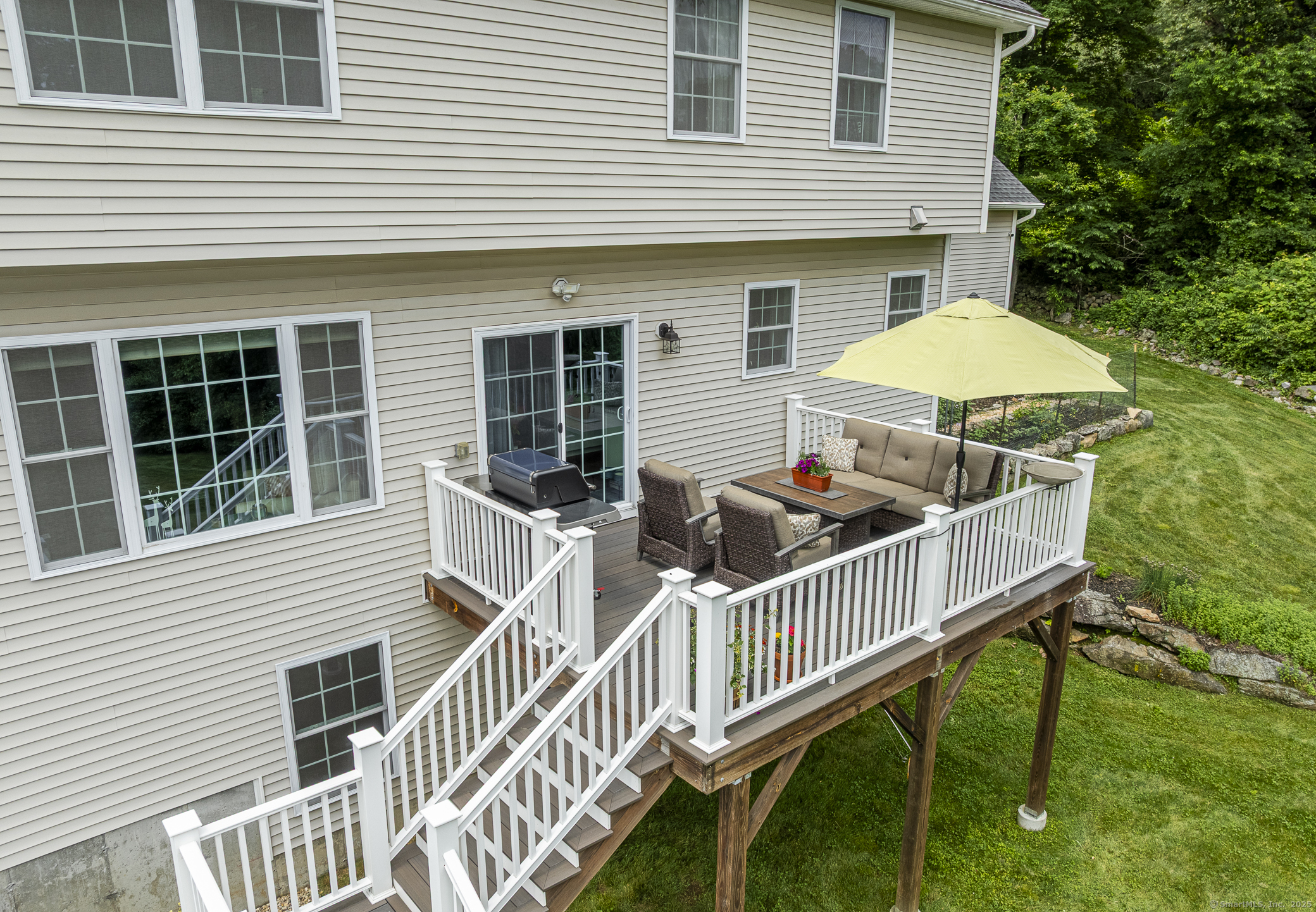 Bethel, Connecticut 06801, United States, 5 Bedrooms Bedrooms, ,3 BathroomsBathrooms,Residential,Pending,227264