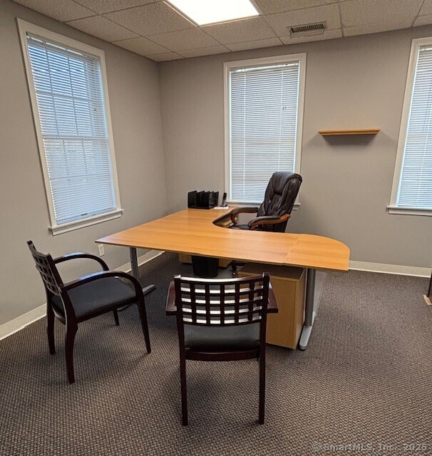 North Haven, Connecticut 06473, United States, ,Residential,Active,32555