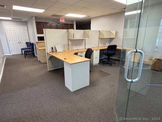 North Haven, Connecticut 06473, United States, ,Residential,Active,32555