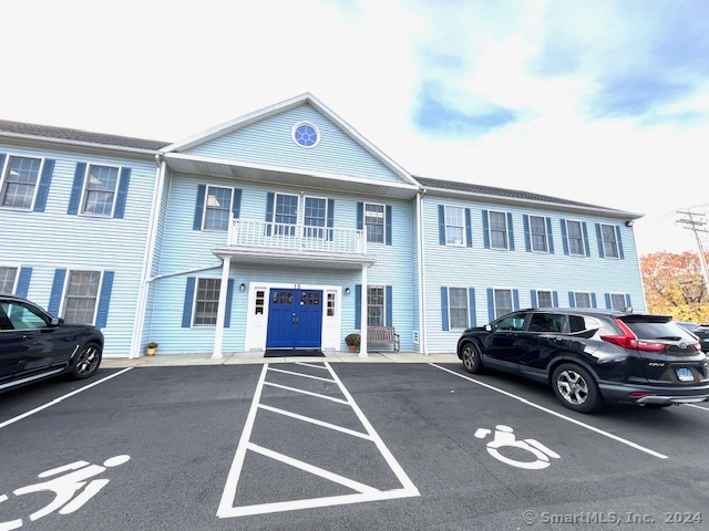 North Haven, Connecticut 06473, United States, ,Residential,Active,32555