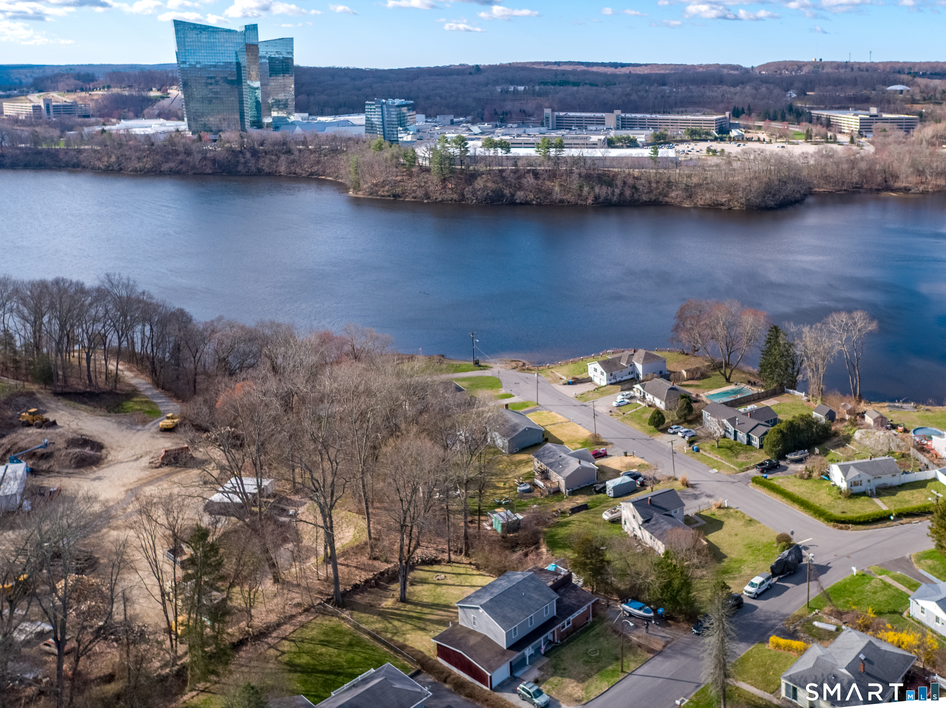 27 Trading Cove Drive