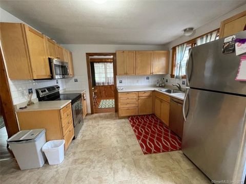 Tiny photo for 68 Kelsey Place, Madison, CT 06443 (MLS # 24164706)