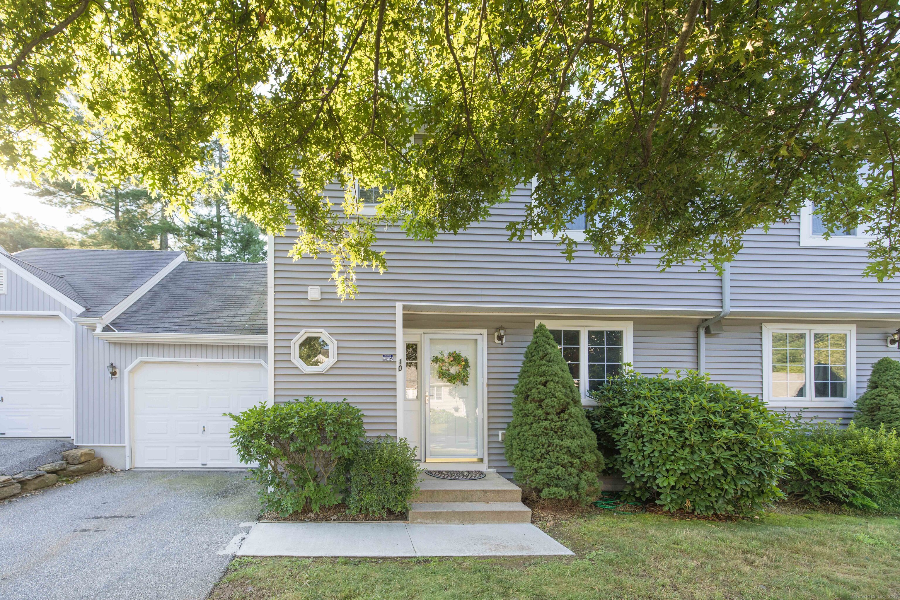 10 Uncas Court 10