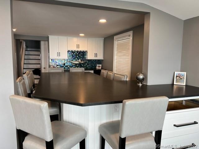 21 Groveway