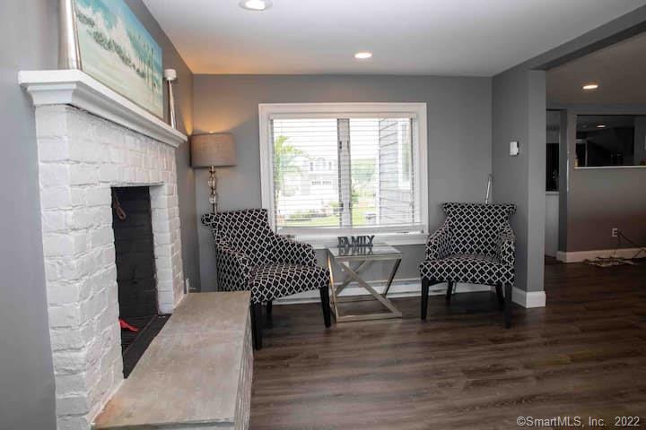 21 Groveway