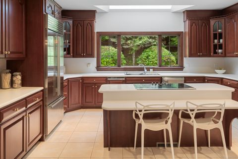 Tiny photo for 650 Laurel Road, New Canaan, CT 06840 (MLS # 24117341)