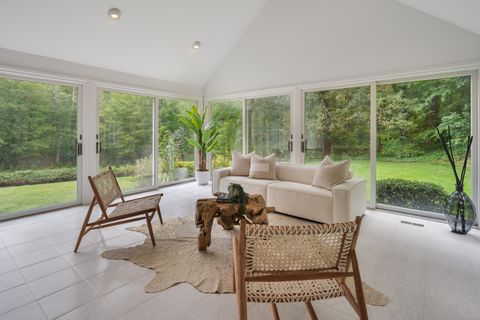 Tiny photo for 650 Laurel Road, New Canaan, CT 06840 (MLS # 24117341)