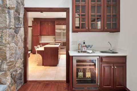 Tiny photo for 650 Laurel Road, New Canaan, CT 06840 (MLS # 24117341)