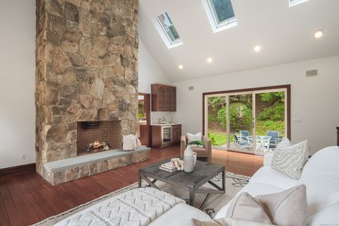 Tiny photo for 650 Laurel Road, New Canaan, CT 06840 (MLS # 24117341)