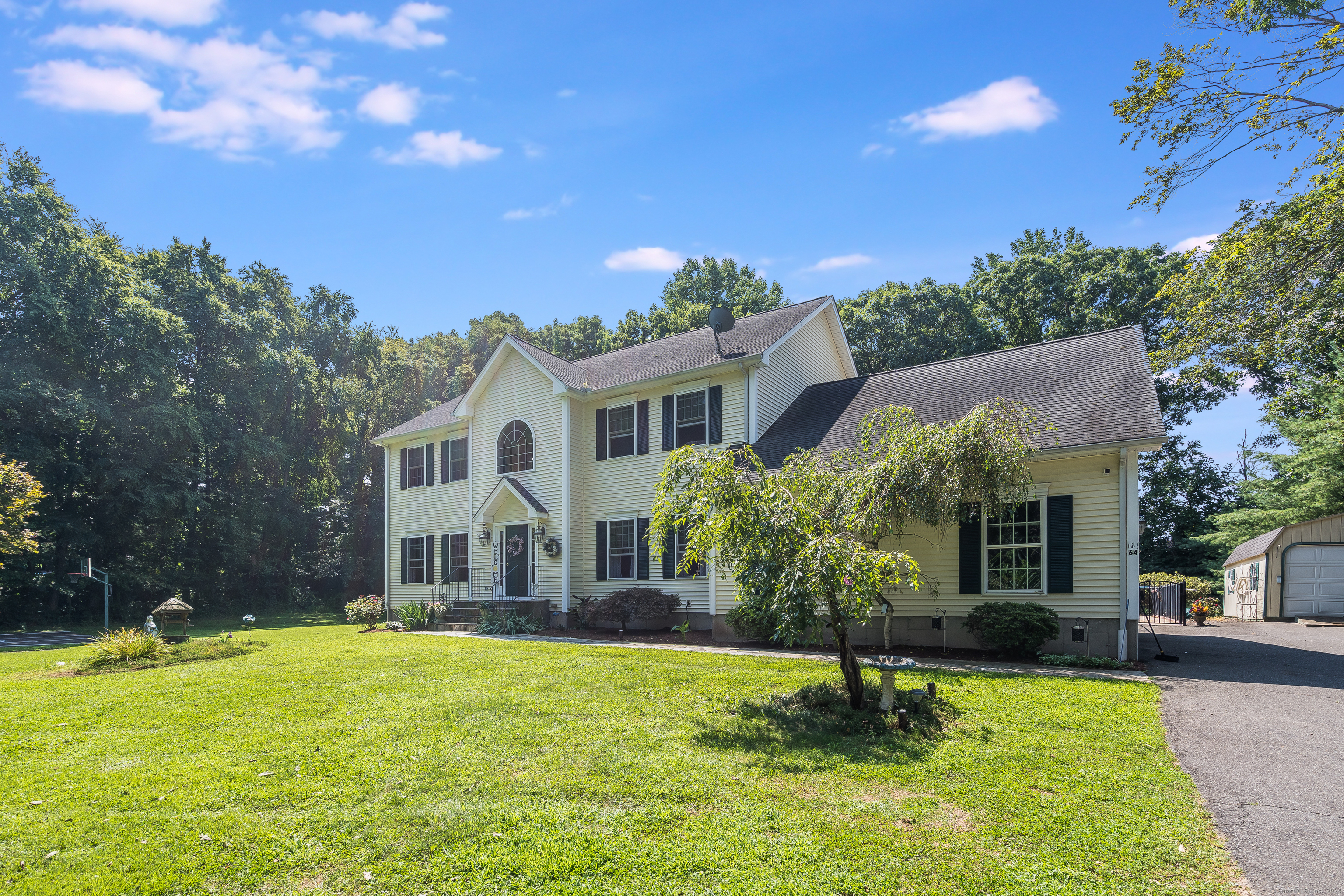 View Milford, CT 06461 house