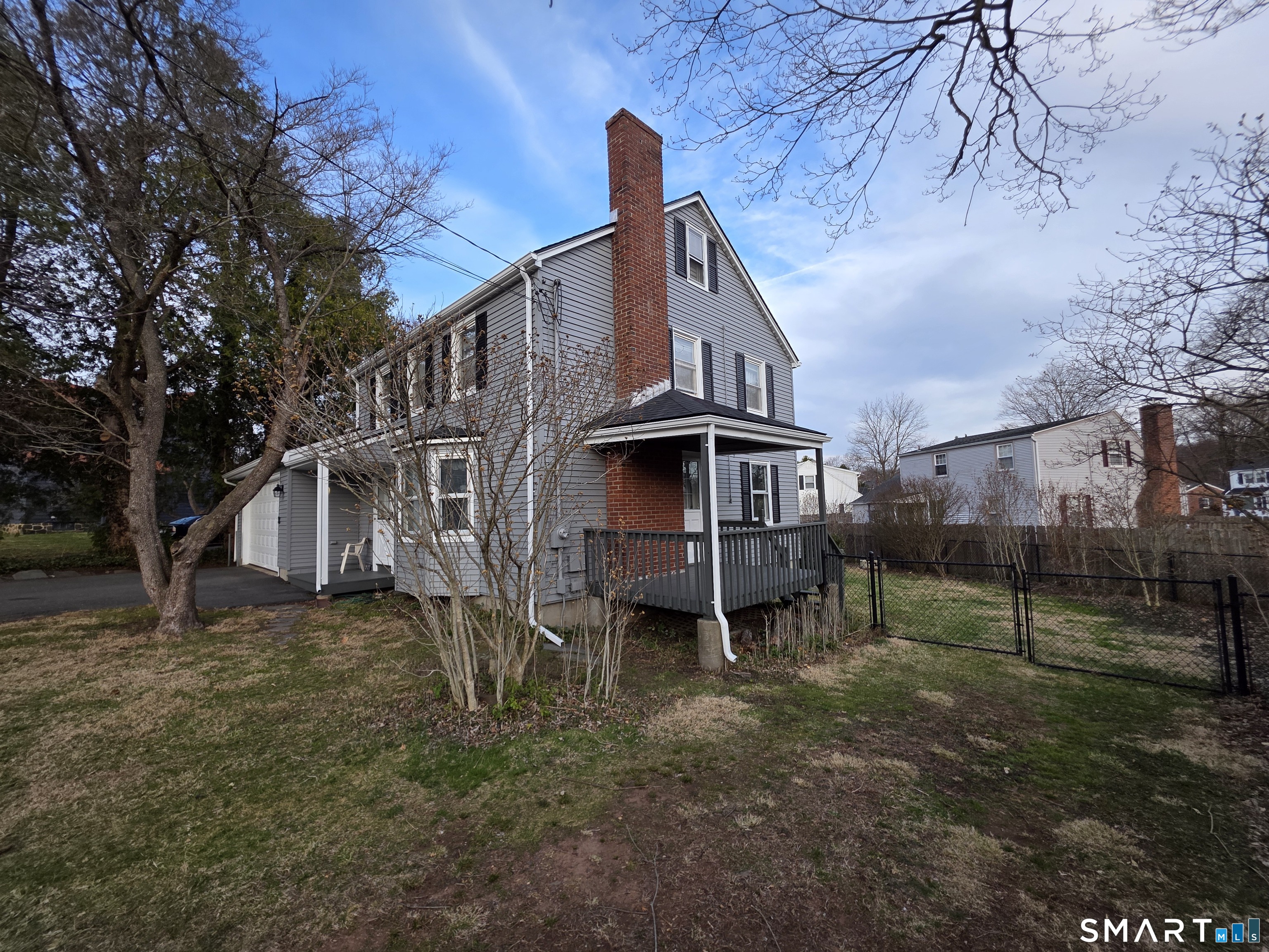 44 Steele Street