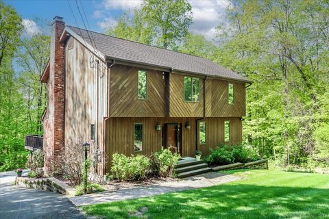 MLS: 24088962