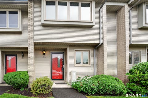 Photo of 827 Oronoke Road #9-5, Waterbury, CT 06708 (MLS # 24189722)
