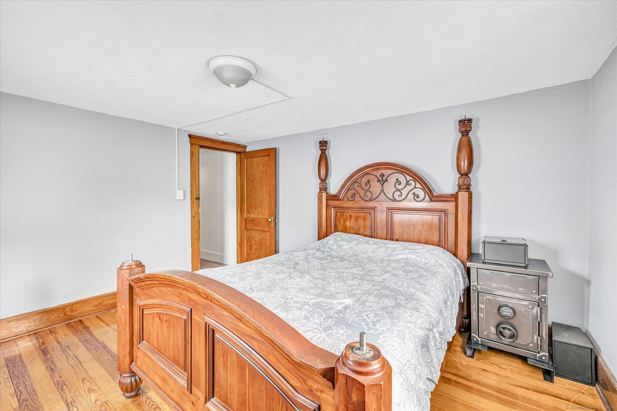 77 Bull Avenue, Wallingford, Connecticut image 26