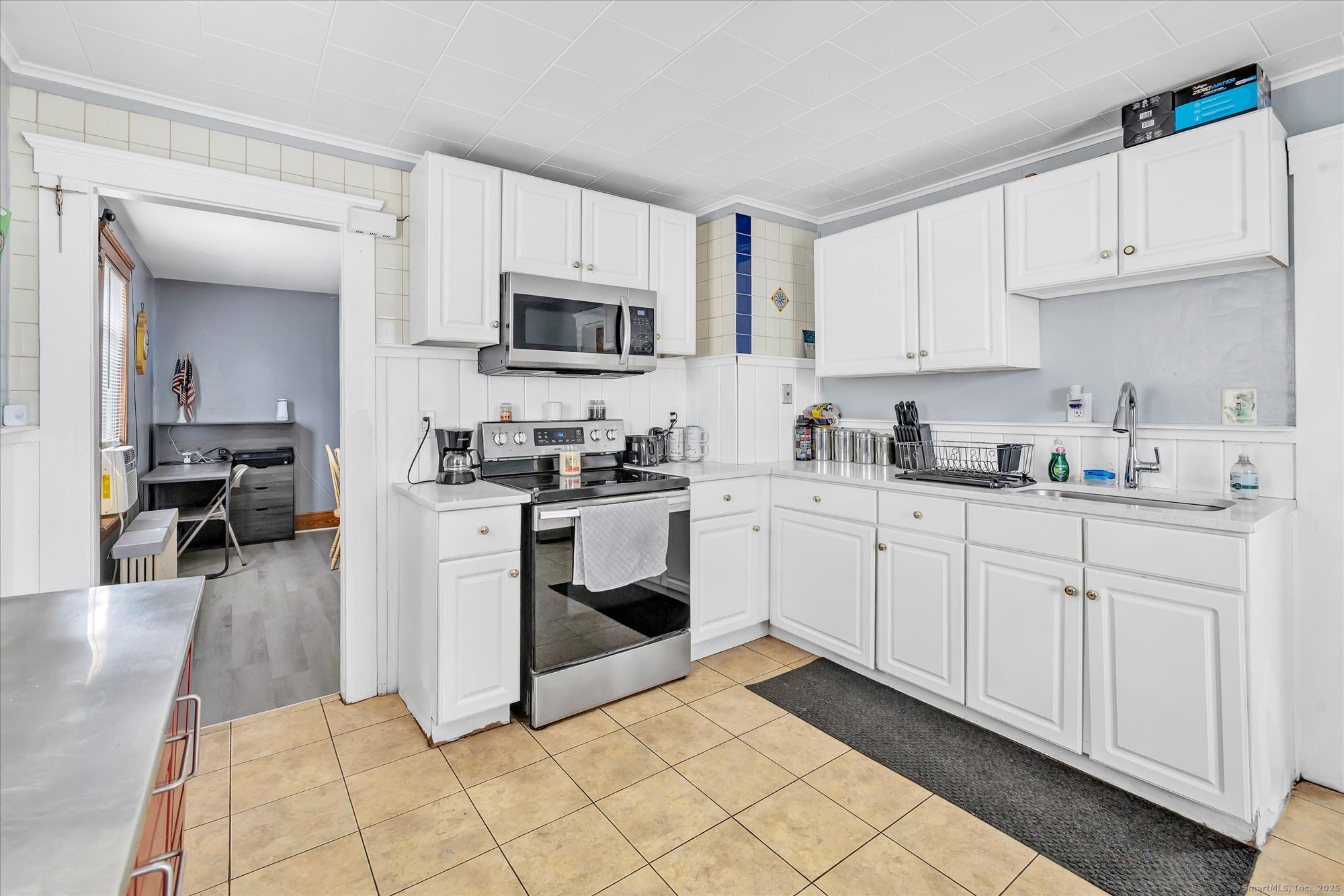 77 Bull Avenue, Wallingford, Connecticut image 13