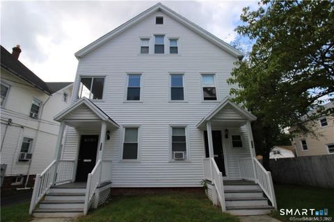 Photo of 151 Quaker Lane S #3rd Floor, West Hartford, CT 06119 (MLS # 24151222)