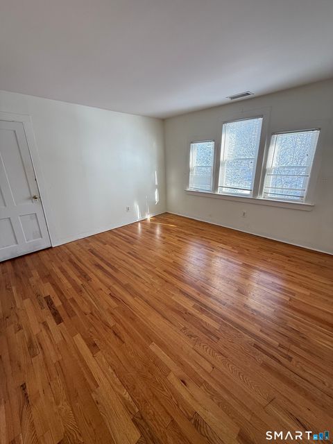 Tiny photo for 151 Quaker Lane S #3rd Floor, West Hartford, CT 06119 (MLS # 24151222)