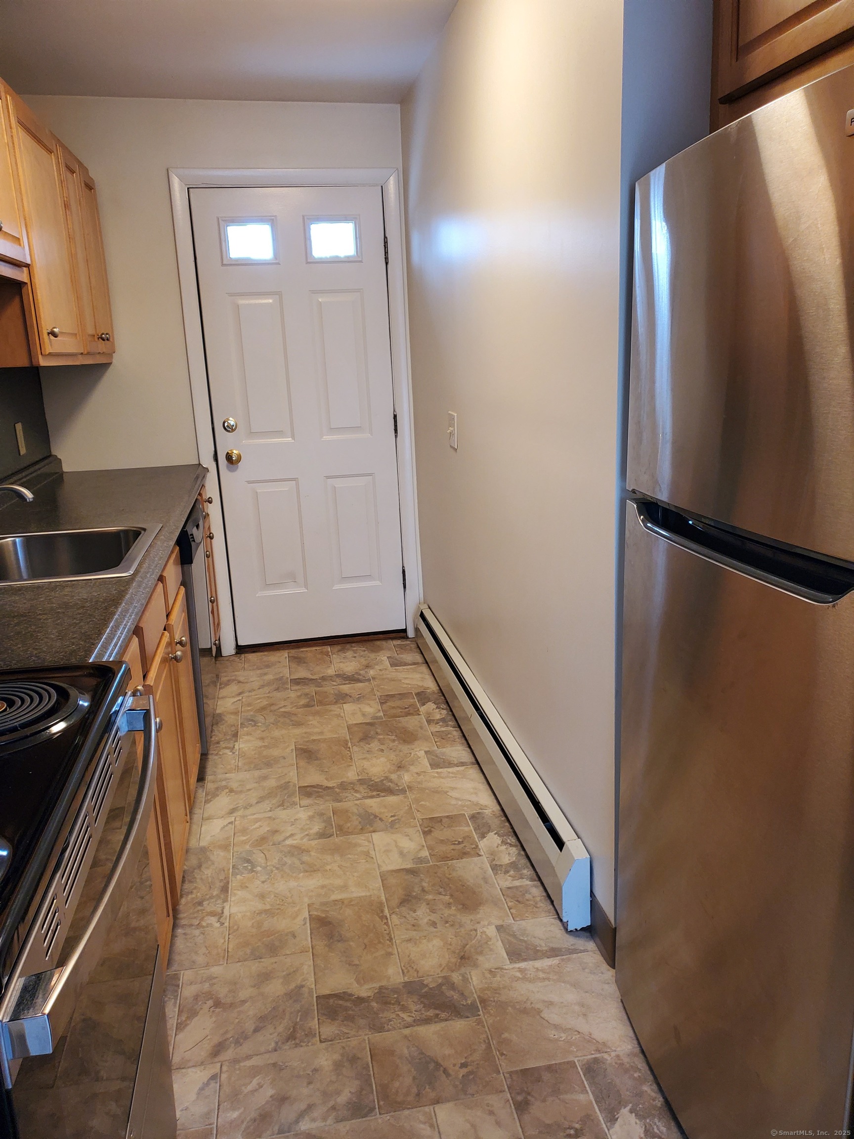 Cheshire, Connecticut 06410, United States, 1 Bedroom Bedrooms, ,1 BathroomBathrooms,Residential,Pending,943