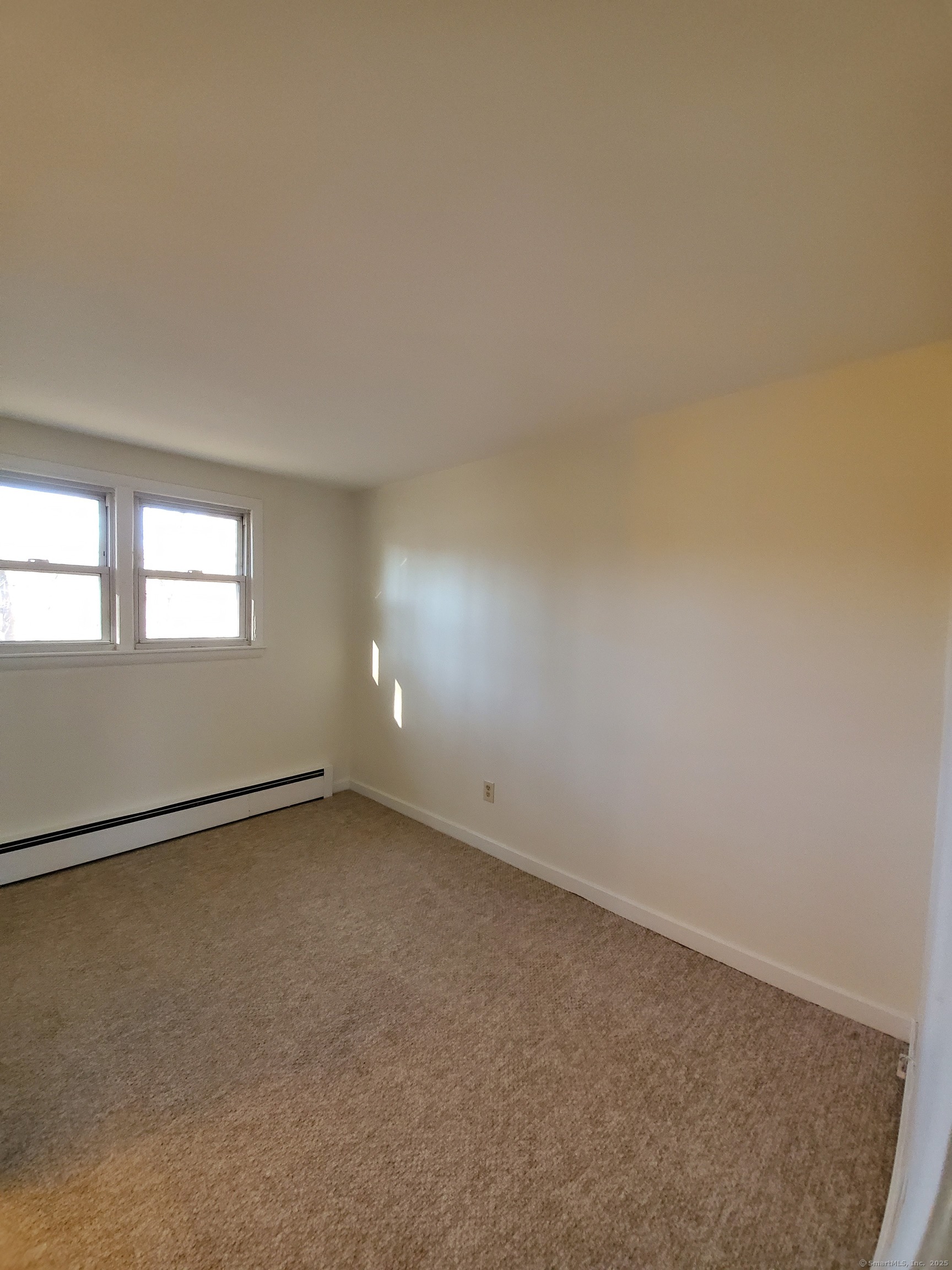 Cheshire, Connecticut 06410, United States, 1 Bedroom Bedrooms, ,1 BathroomBathrooms,Residential,Pending,943