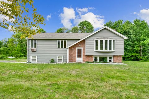 18 Hillcrest Drive Somers CT 06071