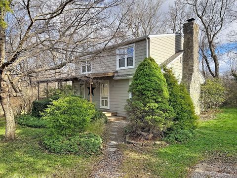 198 Forest Road Coventry CT 06238