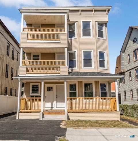Multifamily For Rent - 86-86 Waldorf Avenue<br/> Bridgeport, CT 06605