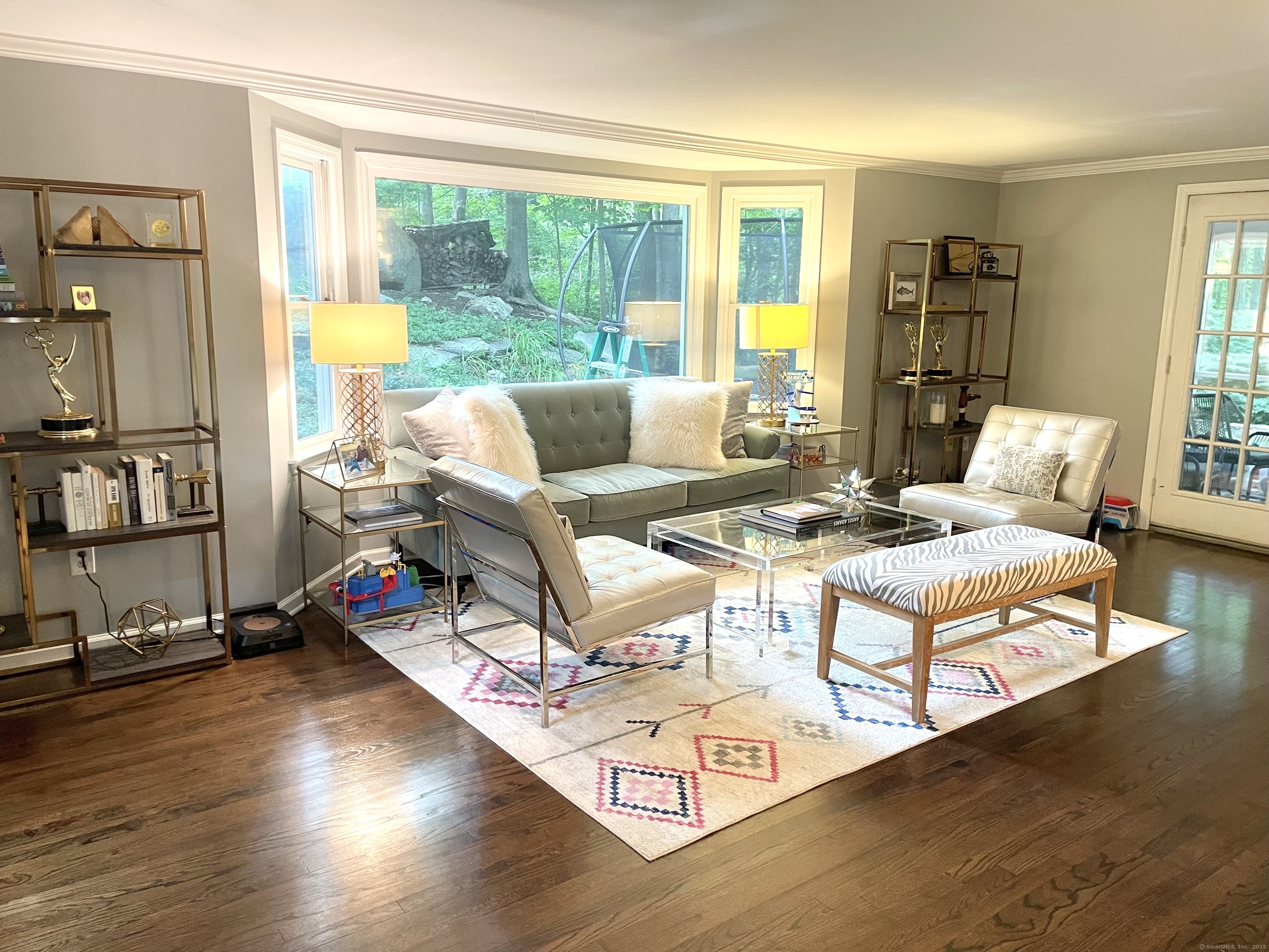 Stamford, Connecticut 06902, United States, 4 Bedrooms Bedrooms, ,4 BathroomsBathrooms,Residential,Active,197308