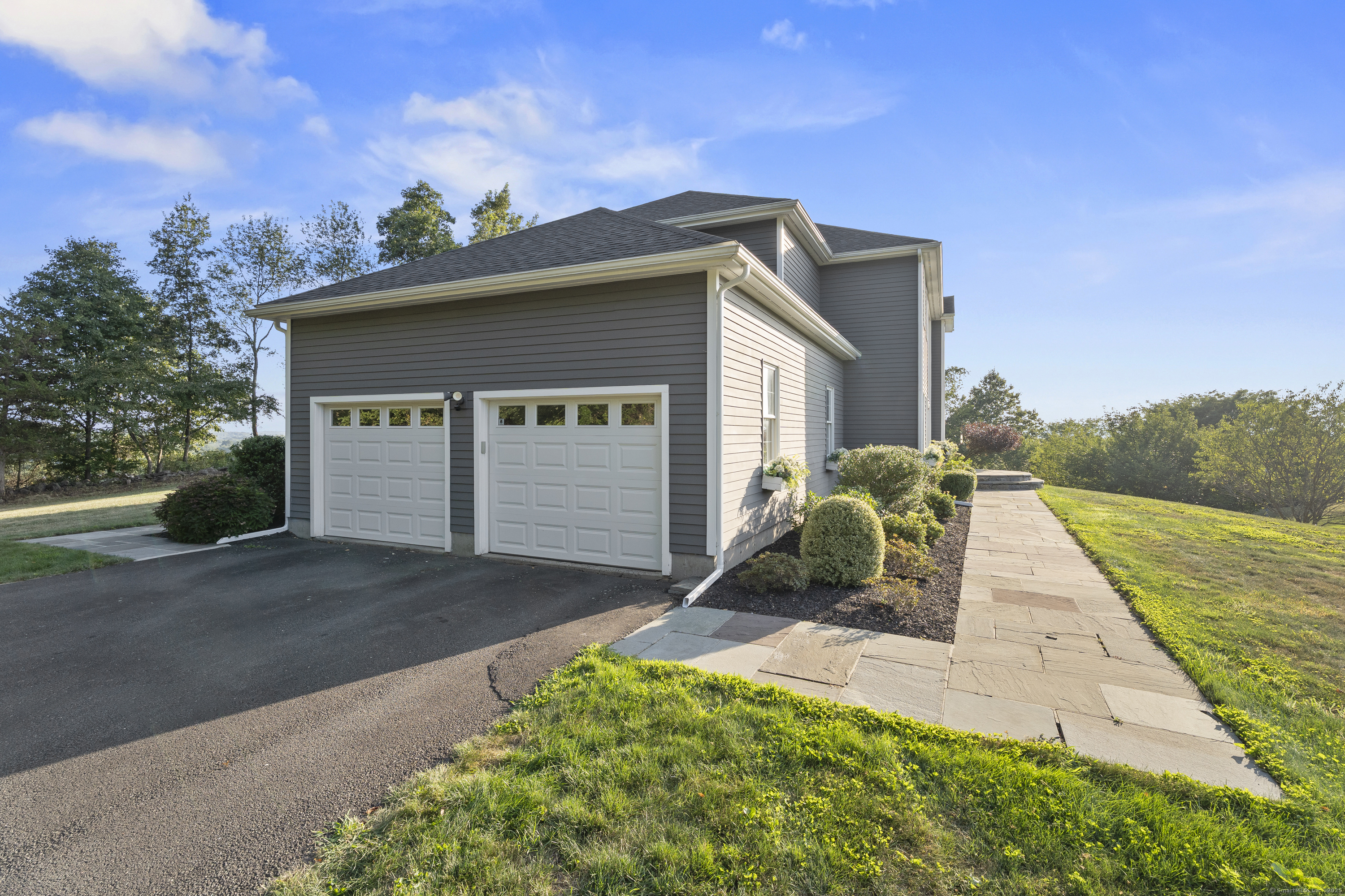 9 Stoney Brook Road