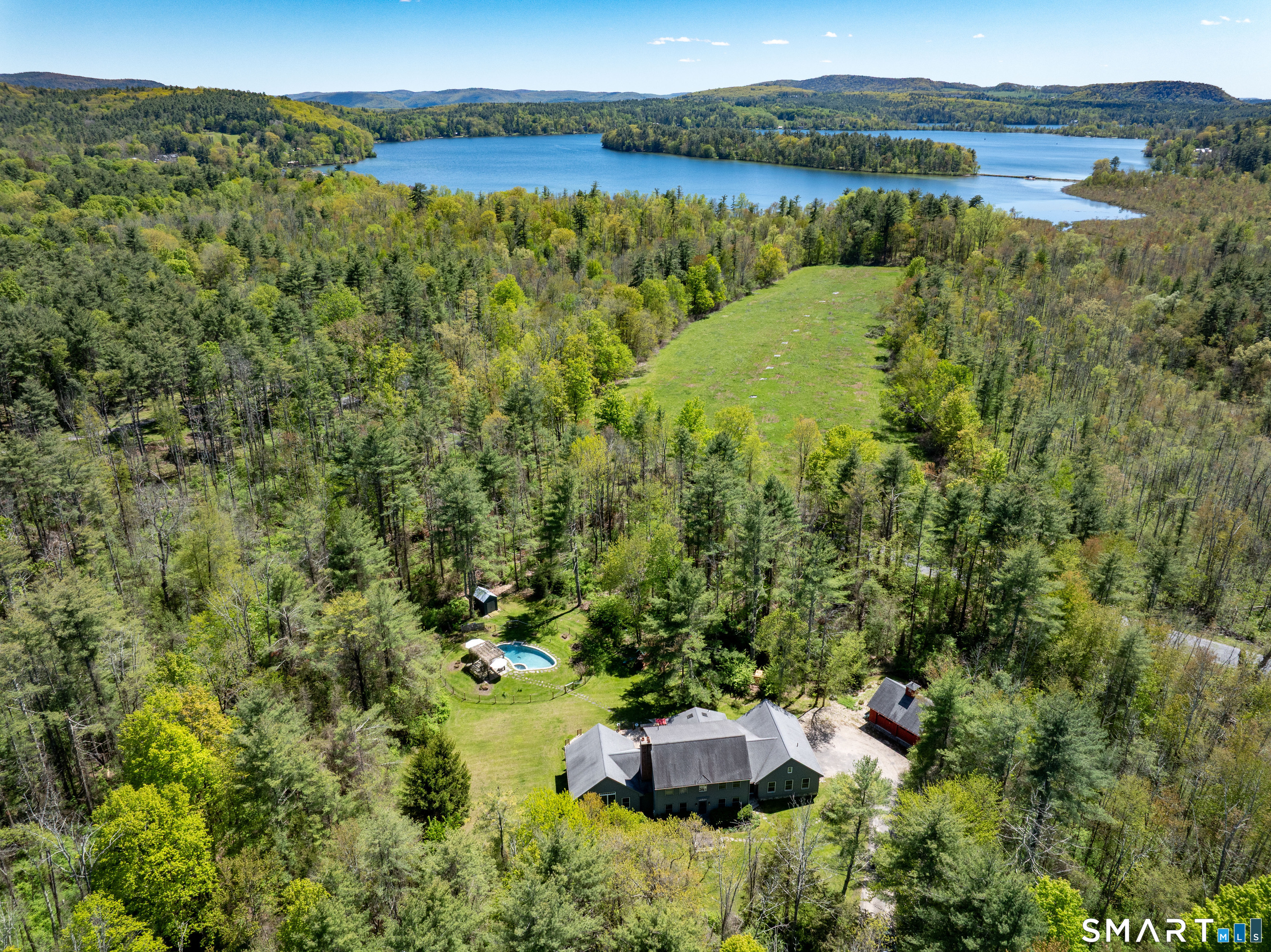 7 Cooper Hill Road