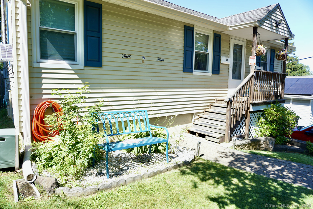 33 Colt Street