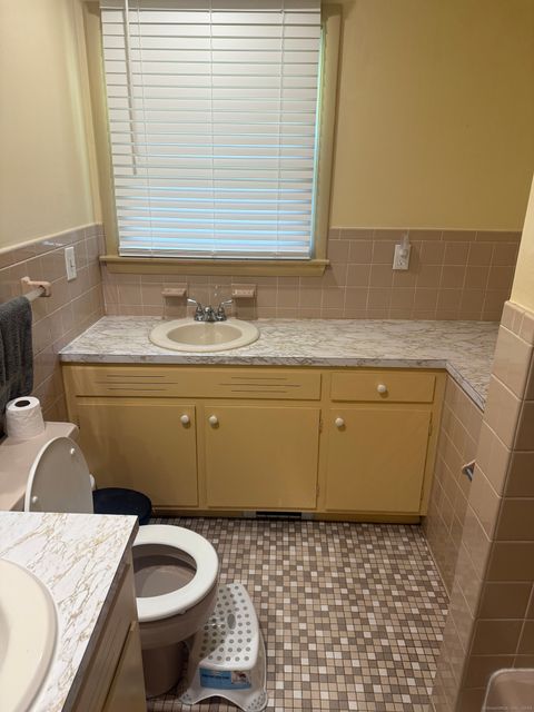 Tiny photo for 10 S Ledge Rock Road, East Lyme, CT 06357 (MLS # 24148104)