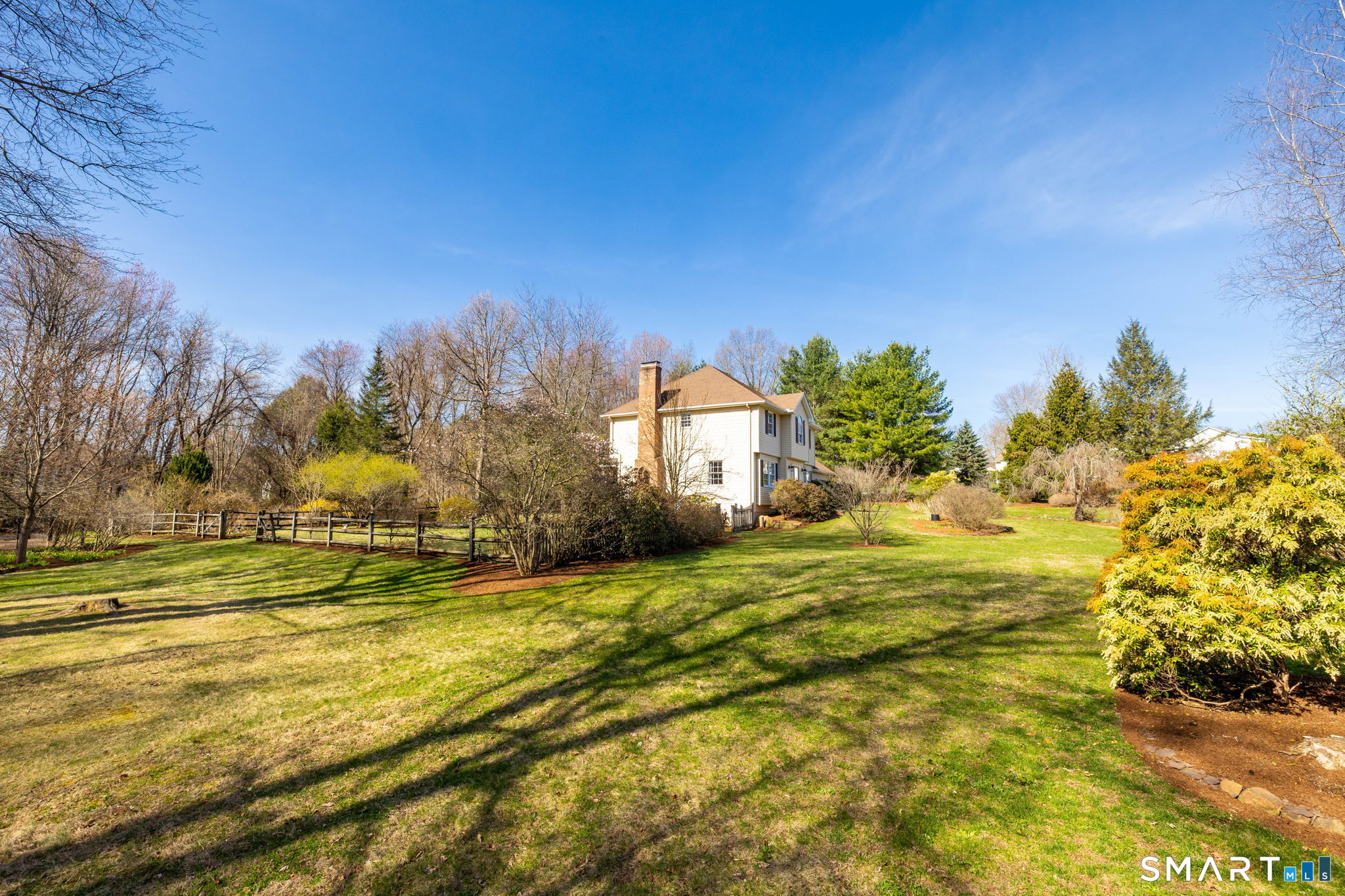 10 Eastfield Farms Drive