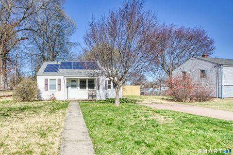 124 Mayflower Street West Hartford CT 06110