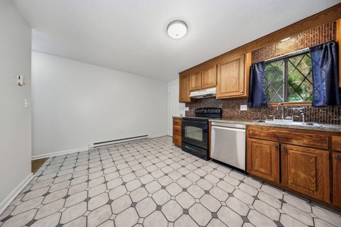 Tiny photo for 2 Branch Road #APT 3G, Thomaston, CT 06787 (MLS # 24135503)