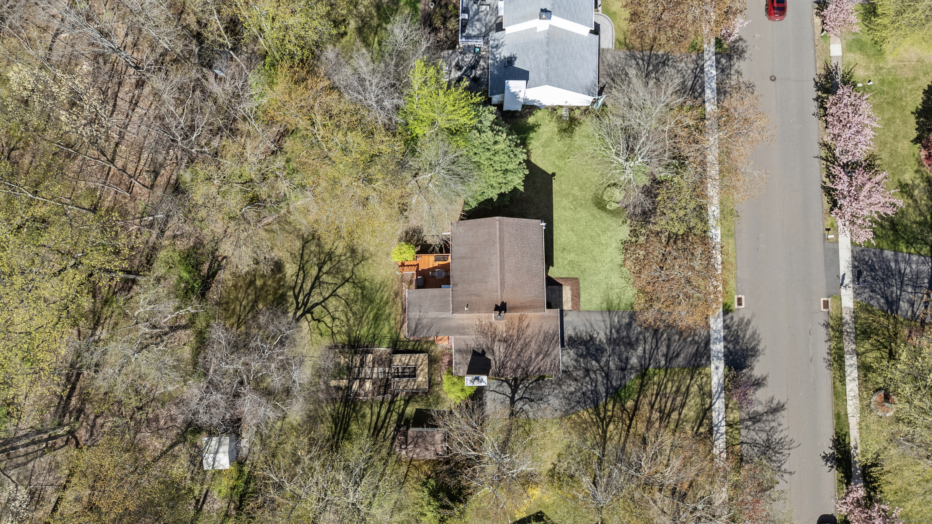 12 Weatherside Drive, Wallingford, Connecticut image 4