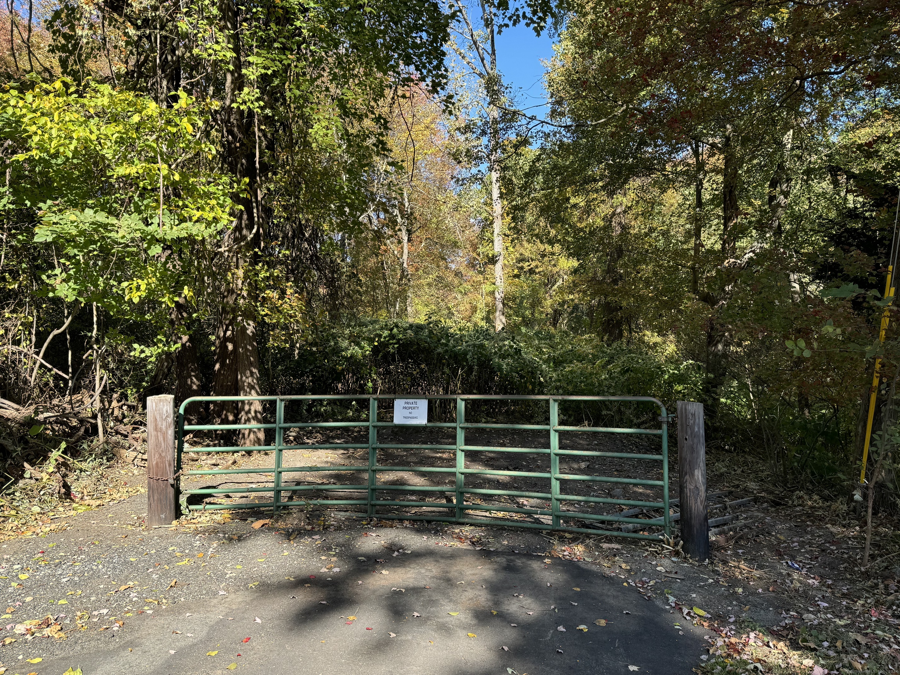 Old Colonial Road, Watertown, Connecticut image 7