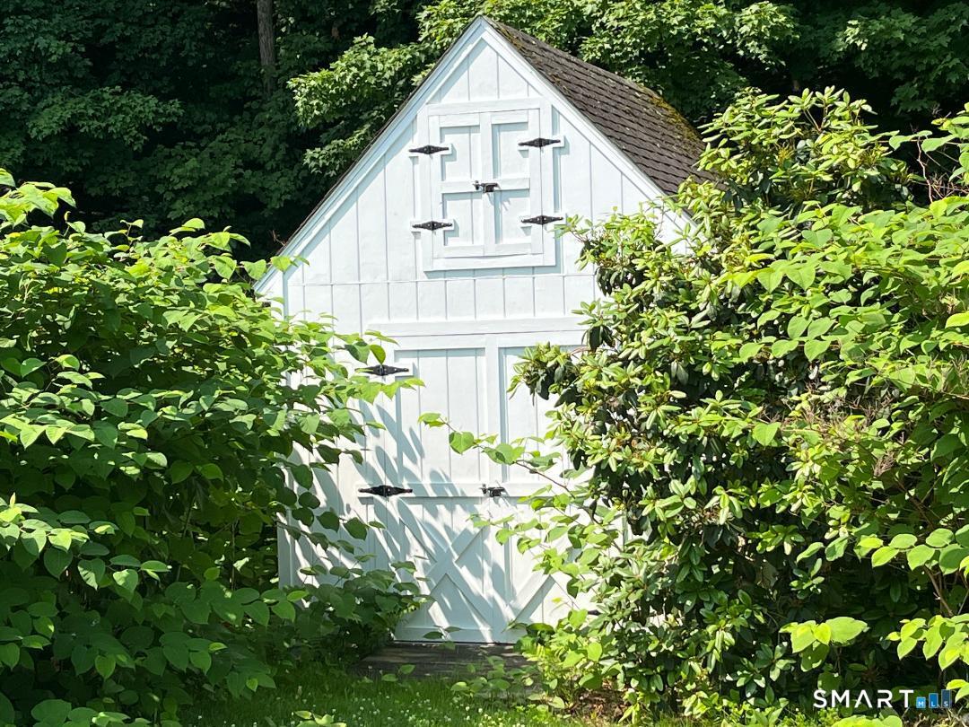 22 Warren Avenue