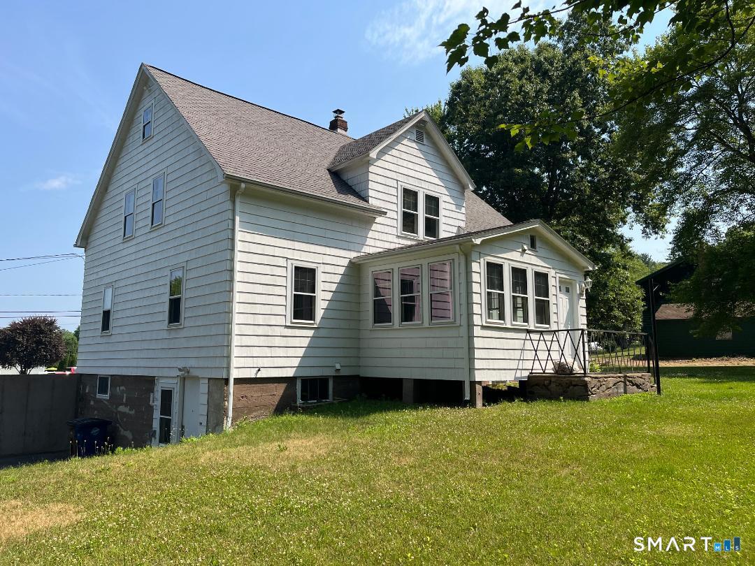 22 Warren Avenue