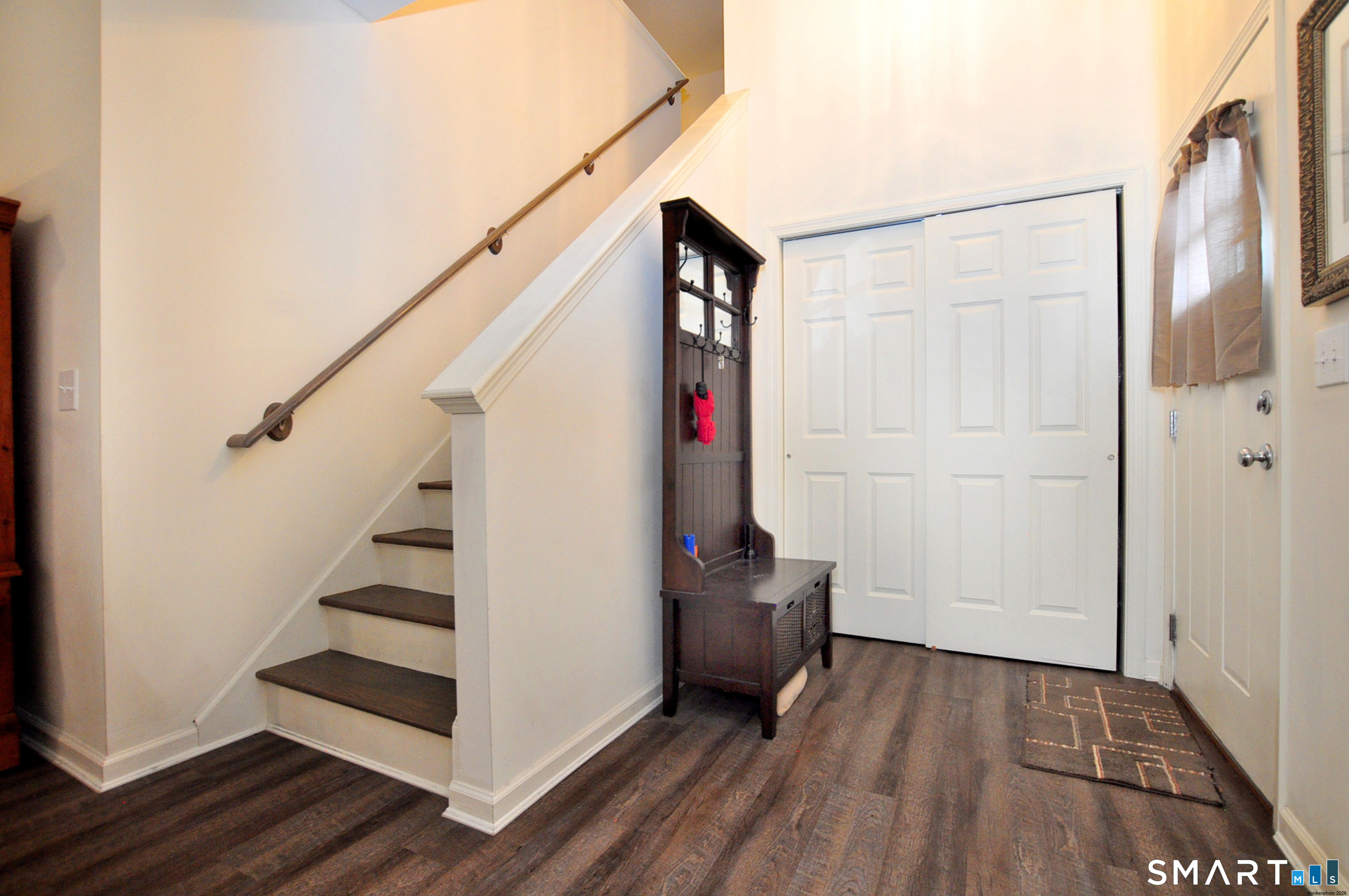 290 Pepin Place 290